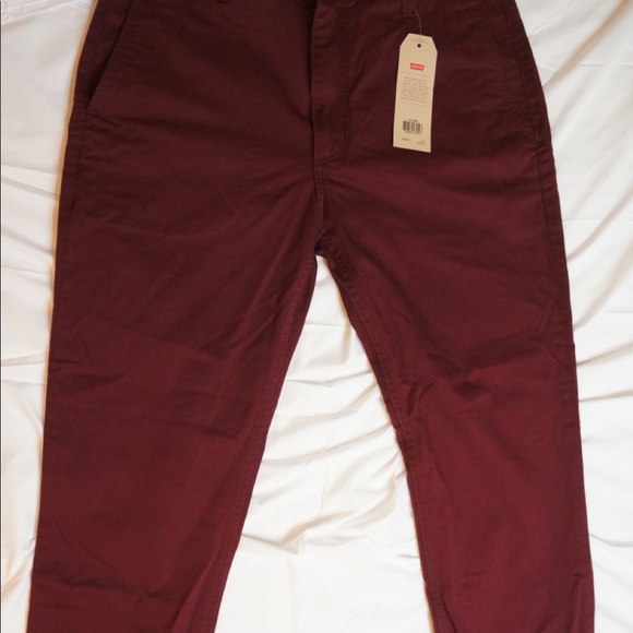 Levis - Picture 3 of 8